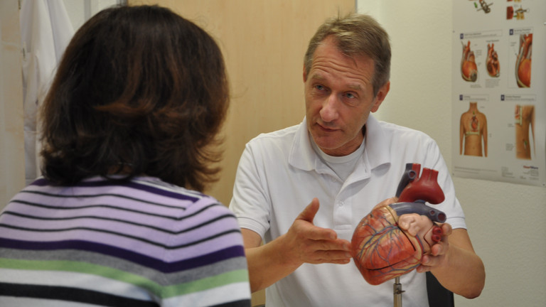 Patient consultation at the Albertinen Heart and Vascular Center at the Albertinen Hospital in Hamburg